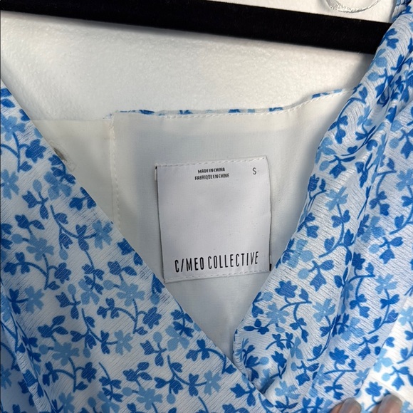 Floral Blue Dress - Picture 6 of 7